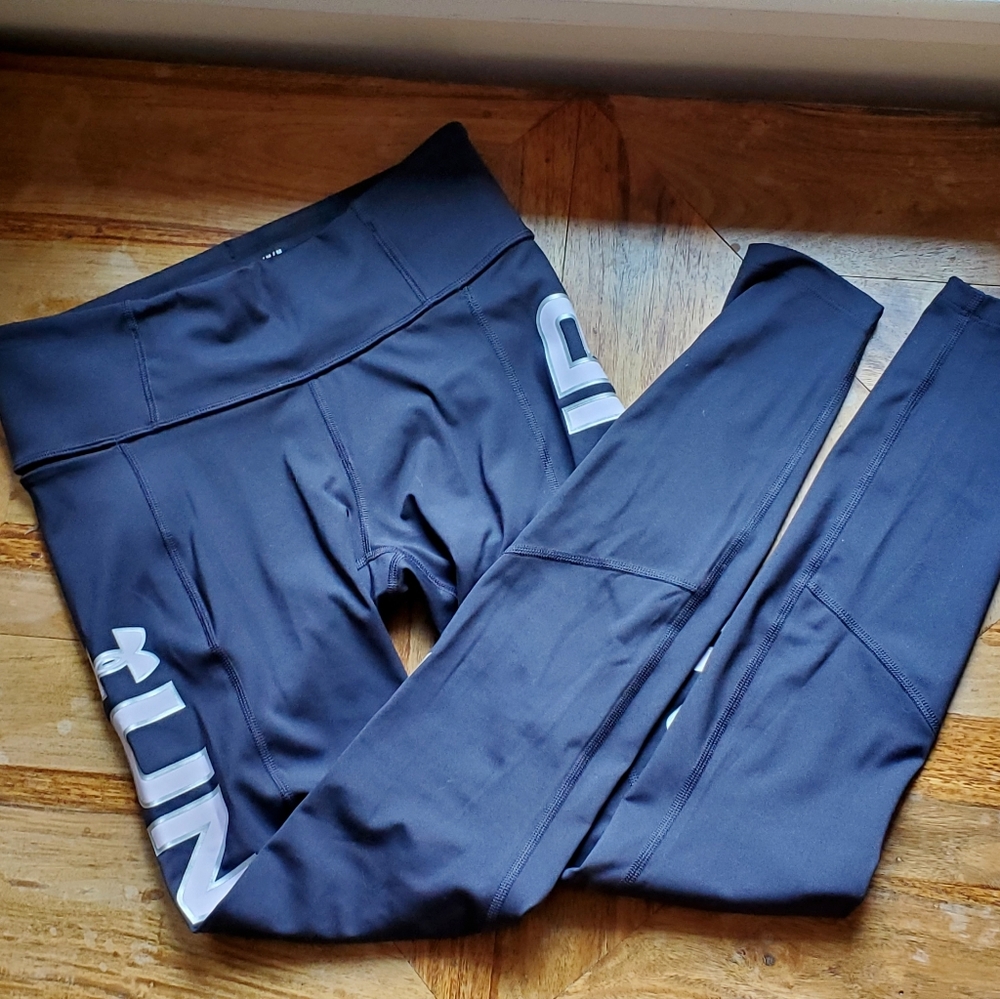 Worn 1x! Under Armour ColdGear IgNight Running Tights/Leggings Women M Grey